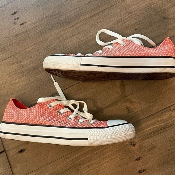 𝅺CONVERSE Chuck Taylor All Star Low Red/Coral white - Picture 5 of 10